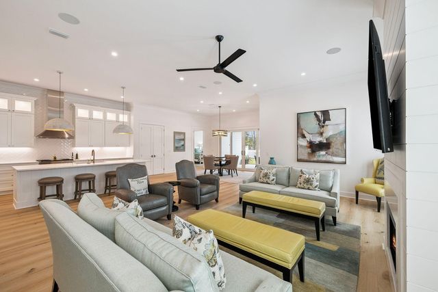 203 E Firethorn Circle, Watersound, FL 32461