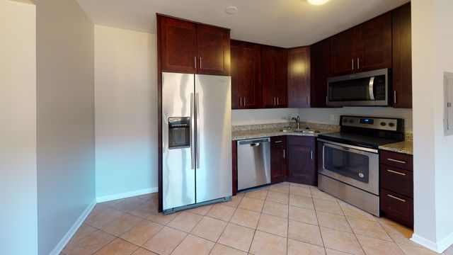 6341 W Belmont Avenue 2R, Chicago, IL 60634