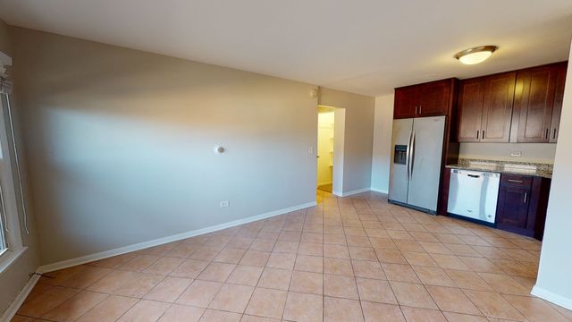 6341 W Belmont Avenue 2R, Chicago, IL 60634