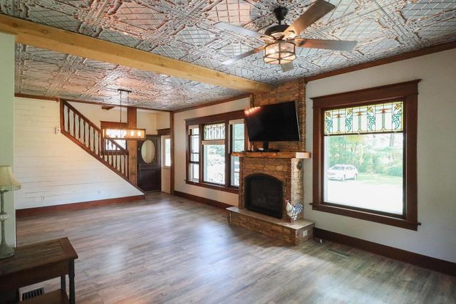 W5381 County Road W, Holmen, WI 54636