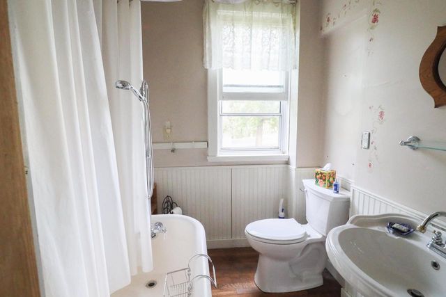 W5381 County Road W, Holmen, WI 54636