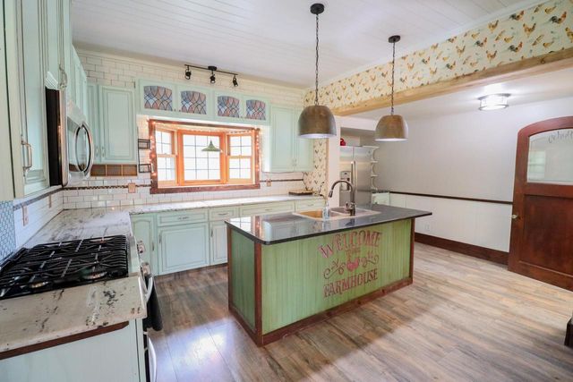 W5381 County Road W, Holmen, WI 54636