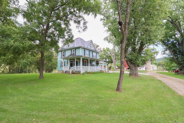 W5381 County Road W, Holmen, WI 54636