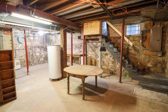 W5381 County Road W, Holmen, WI 54636