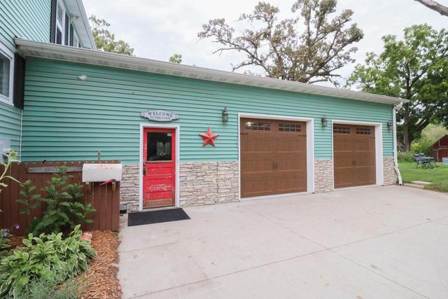 W5381 County Road W, Holmen, WI 54636