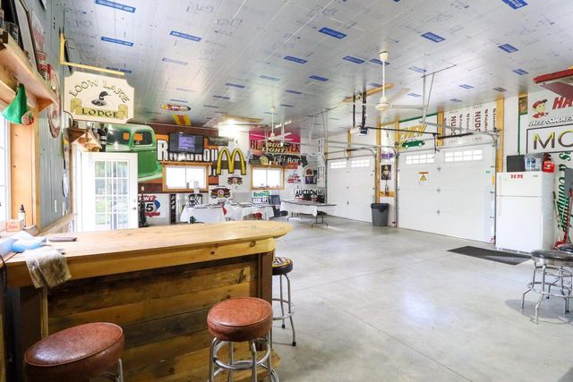 W5381 County Road W, Holmen, WI 54636