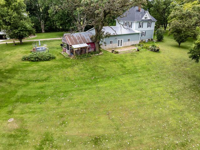 W5381 County Road W, Holmen, WI 54636