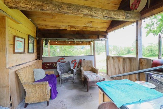 W5381 County Road W, Holmen, WI 54636