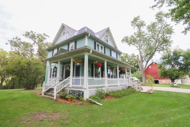 W5381 County Road W, Holmen, WI 54636