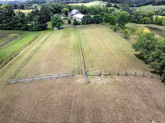 W5381 County Road W, Holmen, WI 54636