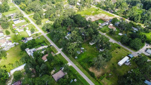 27546 Spanish Oaks Drive, New Caney, TX 77357