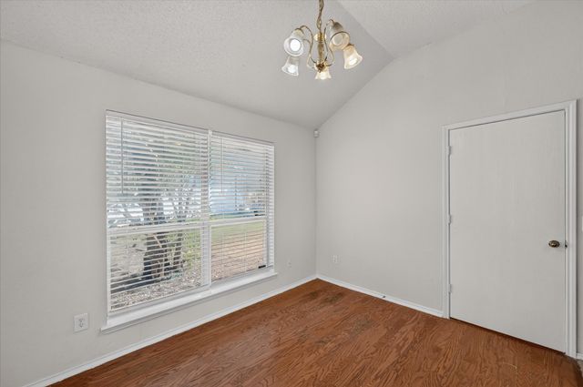 8001 Mourning Dove Dr. Drive, Arlington, TX 76002