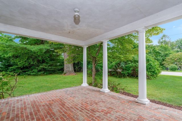 334 High Street, Hanson, MA 02341