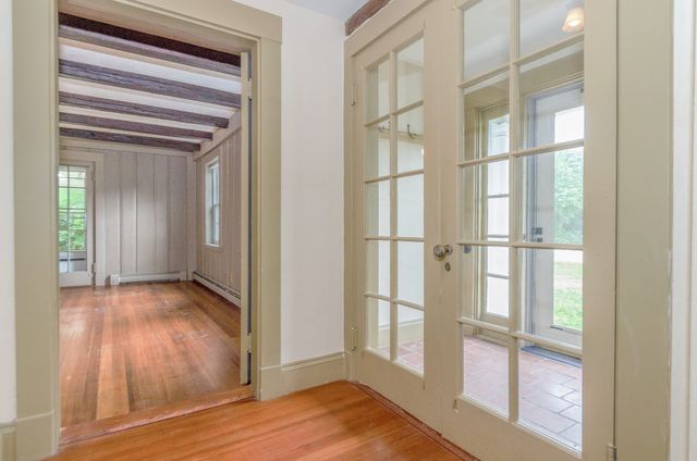 334 High Street, Hanson, MA 02341