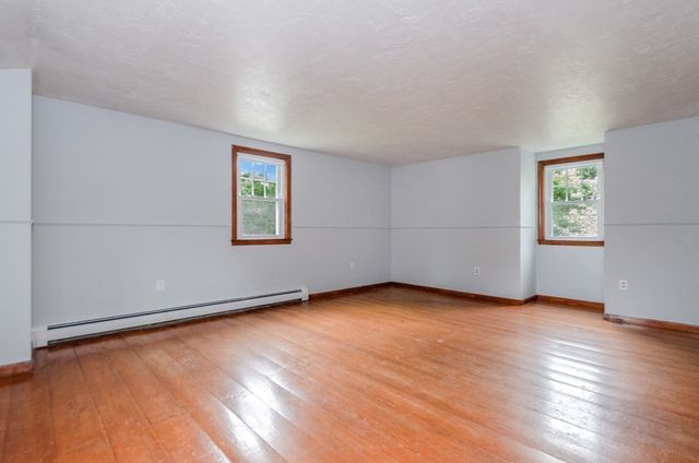 334 High Street, Hanson, MA 02341