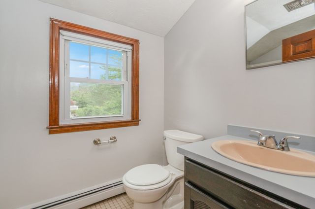 334 High Street, Hanson, MA 02341