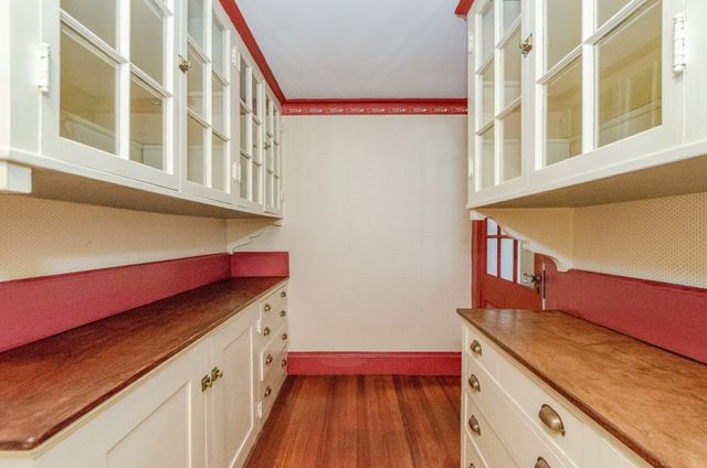 334 High Street, Hanson, MA 02341