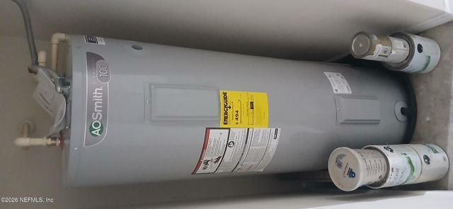 7261 DEERFOOT POINT Circle 14-1, Jacksonville, FL 32256