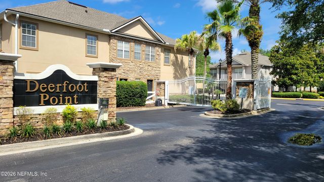 7261 DEERFOOT POINT Circle 14-1, Jacksonville, FL 32256