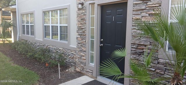 7261 DEERFOOT POINT Circle 14-1, Jacksonville, FL 32256