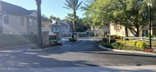 7261 DEERFOOT POINT Circle 14-1, Jacksonville, FL 32256