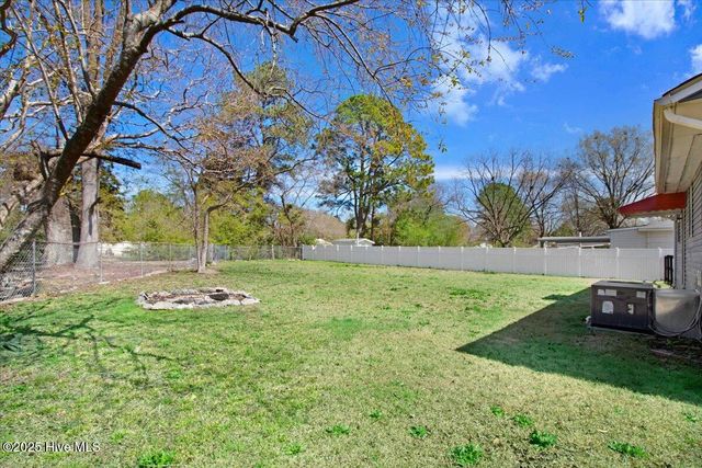 203 Banks Avenue, Goldsboro, NC 27534