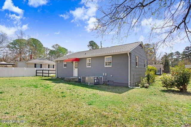 203 Banks Avenue, Goldsboro, NC 27534
