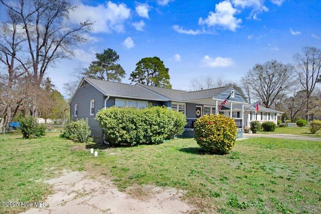 203 Banks Avenue, Goldsboro, NC 27534