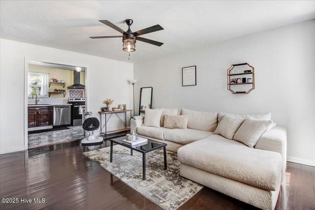 203 Banks Avenue, Goldsboro, NC 27534