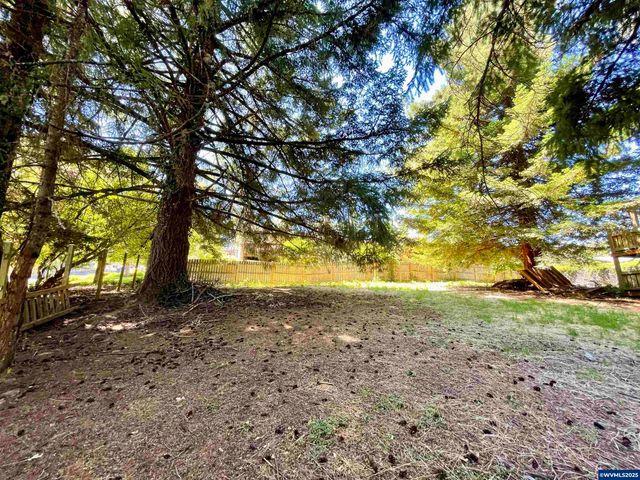 1845 NW TURNAGE St, Salem, OR 97304