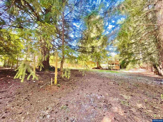 1845 NW TURNAGE St, Salem, OR 97304