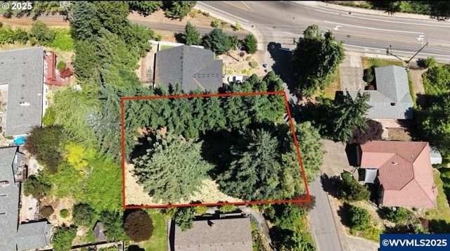 1845 NW TURNAGE St, Salem, OR 97304