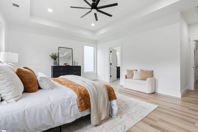 730 New South Court, Wellford, SC 29385