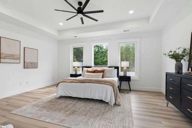 730 New South Court, Wellford, SC 29385