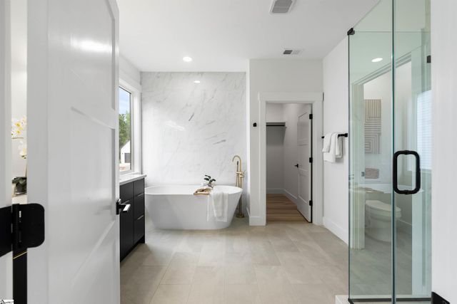 730 New South Court, Wellford, SC 29385