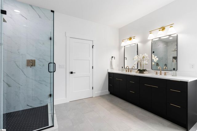 730 New South Court, Wellford, SC 29385