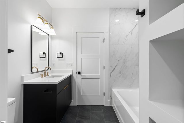 730 New South Court, Wellford, SC 29385