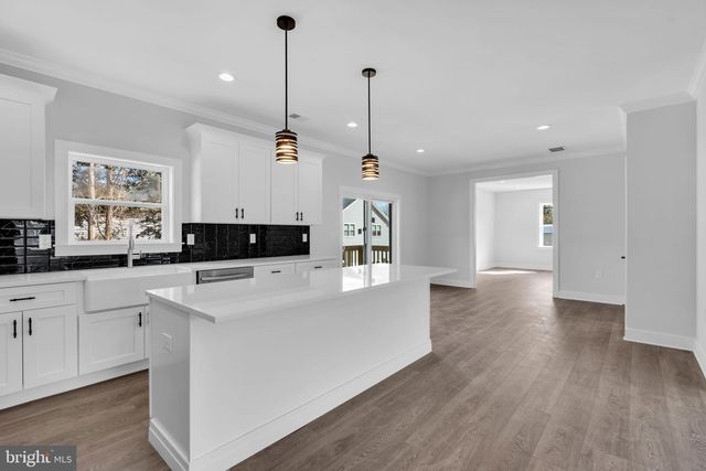 16 PLANTATION DR, Little Egg Harbor Twp, NJ 08087