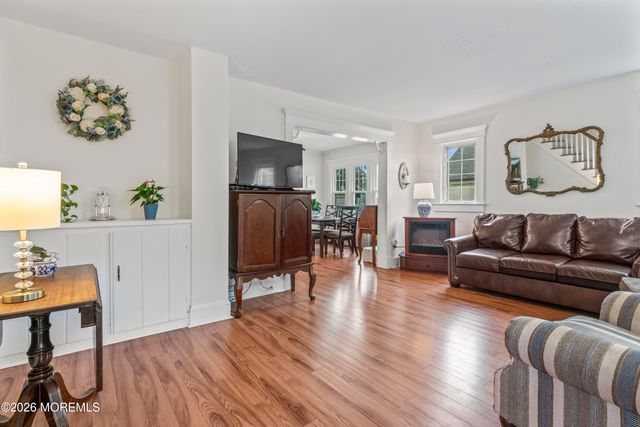 10 Lenox Avenue, Milltown, NJ 08850