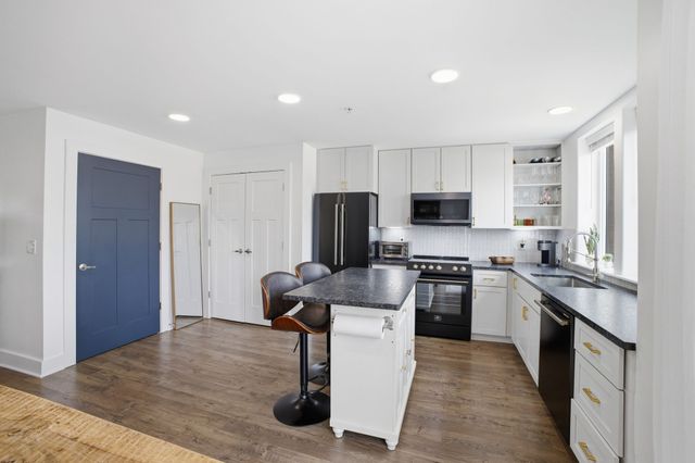 1325 5th Ave N Apt 25, Nashville, TN 37208