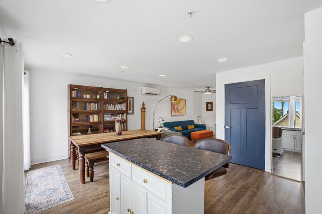 1325 5th Ave N Apt 25, Nashville, TN 37208