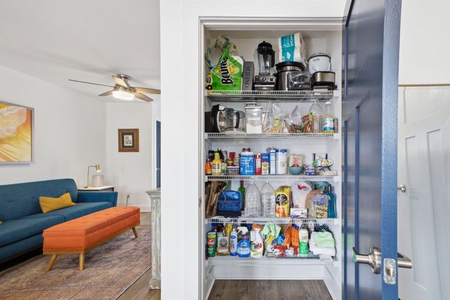 1325 5th Ave N Apt 25, Nashville, TN 37208