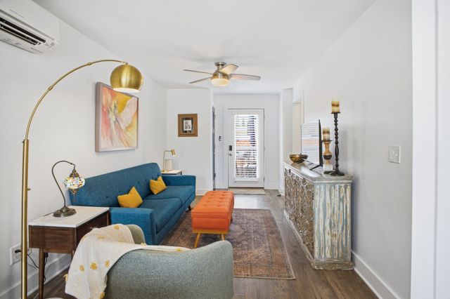 1325 5th Ave N Apt 25, Nashville, TN 37208