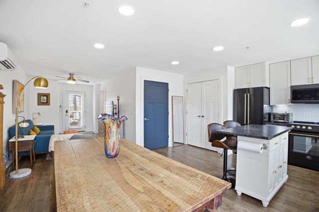 1325 5th Ave N Apt 25, Nashville, TN 37208