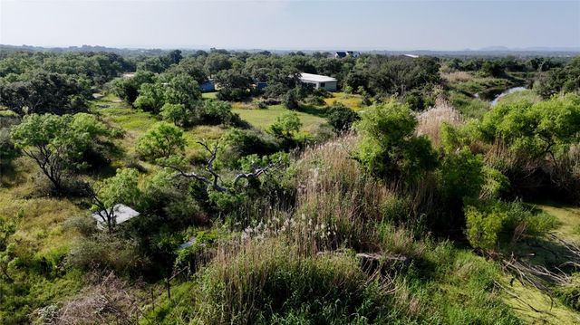 204 Lagitos LN, Llano, TX 78643