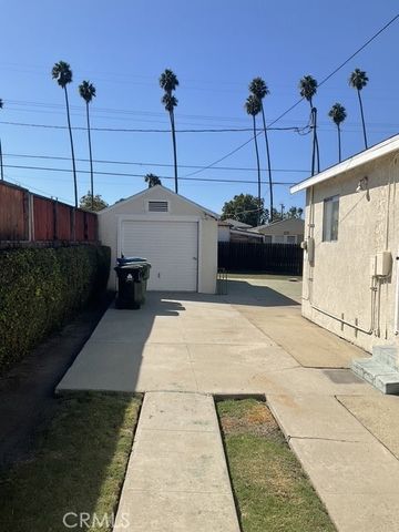 4165 2nd, Los Angeles, CA 90008