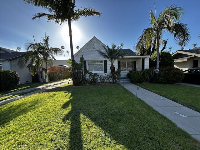4165 2nd, Los Angeles, CA 90008