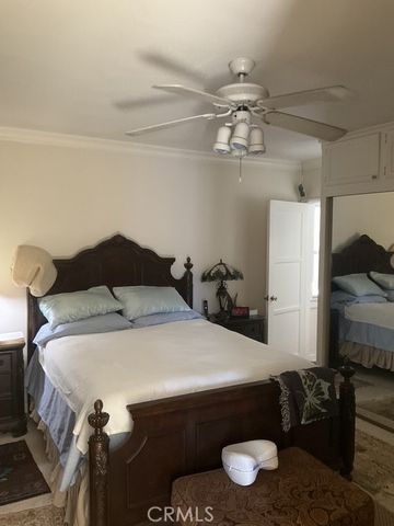 4165 2nd, Los Angeles, CA 90008