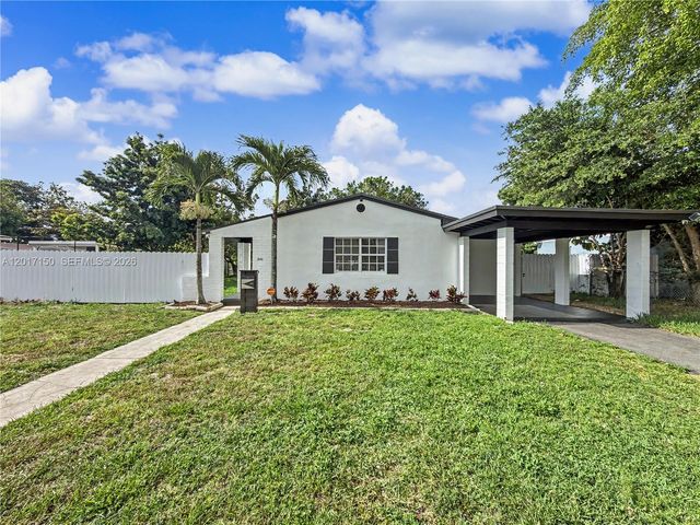 580 NW 194th Ter, Miami Gardens, FL 33169