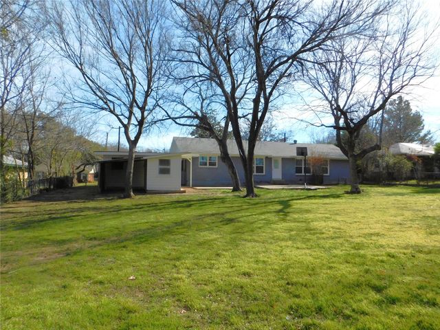 819 Thomas Street, Denton, TX 76201